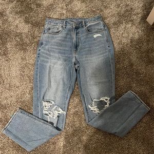 American Eagle Mom Jeans